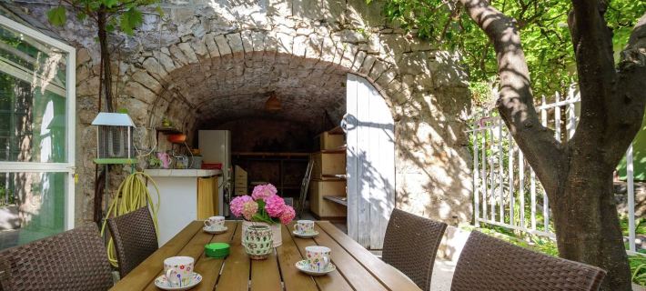 Lovely Mediterranean Home Near the Beach Hotels in Cavtat