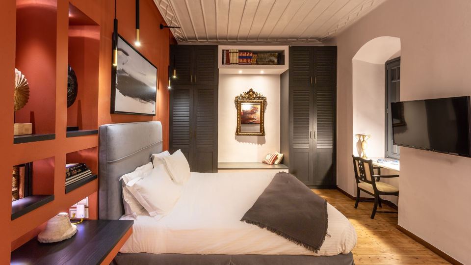 Camara Suites