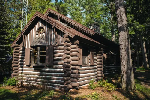 Nature's Beauty Loft Forks River Lodge Hotels in Grand Traverse County