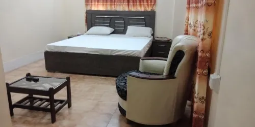 Autobahn Guest House Hotels in Hyderabad