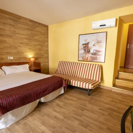 Hostal Restaurante Puerta del Alcázar