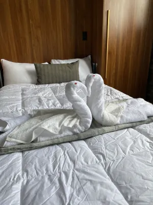 424 Gold Way-Apt. 301, Studio Apartment