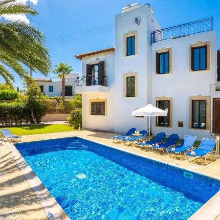 Villa Anna in Latchi