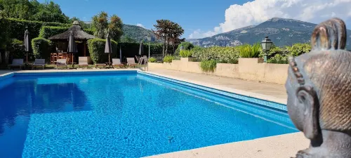 Loup Castel Boutique Hotel B&B Hotels in Le Bar-Sur-Loup