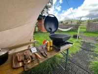Become Wild, Edale Hotels in Castleton