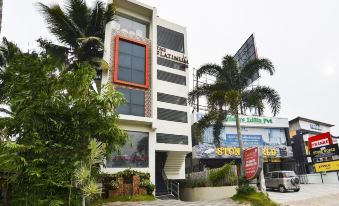 Itsy Hotels Platinum Inn