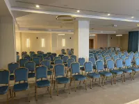 Golden Tulip Opera Alger - 4 estrellas