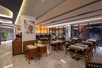 WestDoor Hotel - breakfast