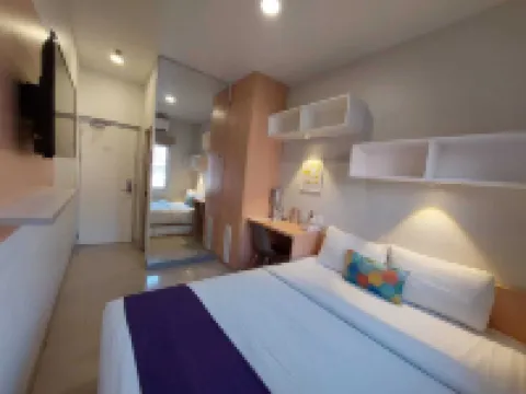 Daima Stay Syariah Sawah Lunto Hotels near Sudirman Railway Station