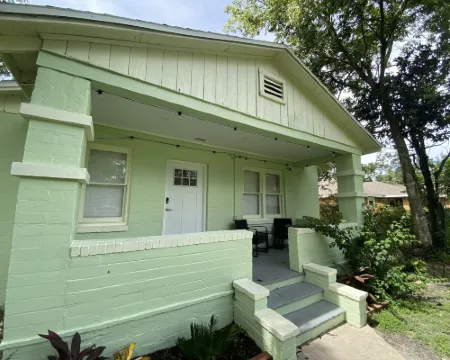 ท็อทัลลี่ 80's โรงแรมในแซนฟอร์ด