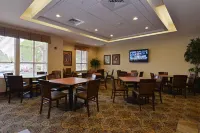 Comfort Inn & Suites McMinnville Wine Country Hotels in McMinnville