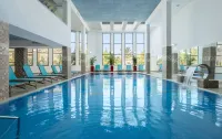 Ramada Olivie Nazareth - piscina