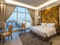 Boudl Quraish Hotels near Soccer Scene