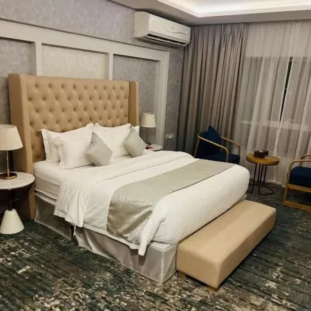 Skoop Hotel Jeddah Отели рядом с достопримечательностью «Банкетный зал Refan Jeddah»