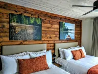 Riverside Inn - Parkplatz