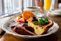 Valparaiso Inn Bed & Breakfast - breakfast