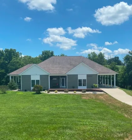 Bourbon Trail Pool Zone! HotTub! Pool Table! Ping Pong! Golden Tee! Big Yard!