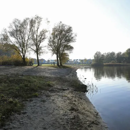 Vacation home directly on the lake, outdoor whirlpool and exclusive 20sqm wellness sauna