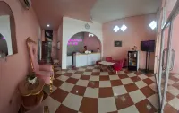 Srk Homestay Hotels in Ngasem