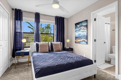 Pool and Resort Amenities for the Perfect Family Fun - Charming Getaway Hotels in Poinciana