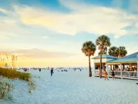 Serene Lakefront Oasis with Pool and Theater - Exquisite Family Retreat Hotels in Keystone