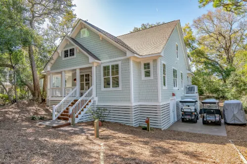 Screened Porch and Dual Golf Carts - Stunning Golf Course Haven