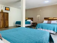 Gecko Hotel El Paredon - С бассейном