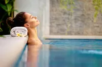 Salinenparc Design Budget Hotel - piscina