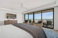 Stunning Ocean Views and Rooftop Deck - Beautiful Beachfront Retreat