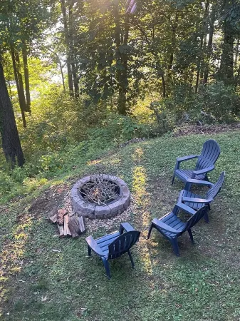 NEWLY RENOVATED DECK! Private lakefront home minutes from Clemson; private dock