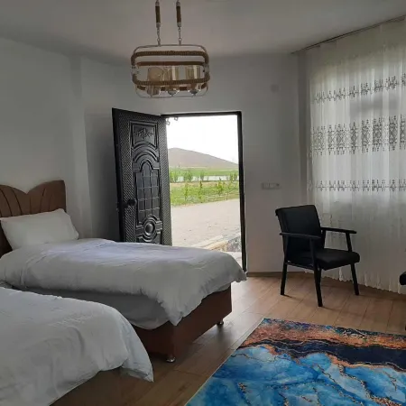 Parasut Village Hotel