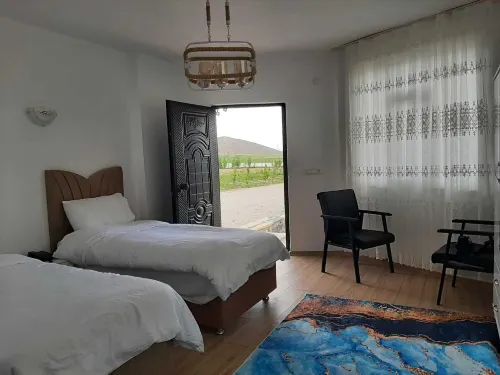 Parasut Village Hotel