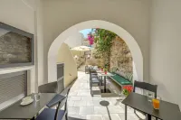 Ethrion Hotels in Ermoupoli