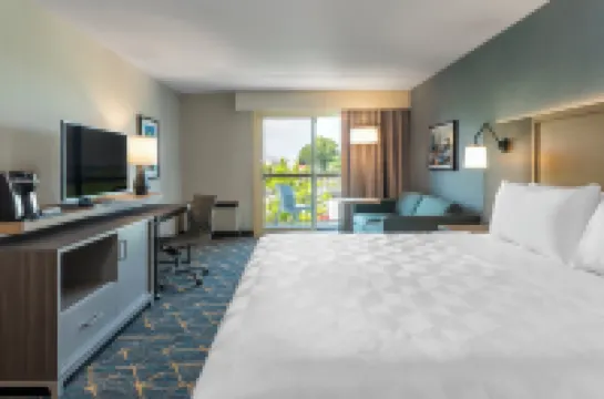 Holiday Inn KINGSTON-WATERFRONT by IHG โรงแรมในคิงส์ตัน