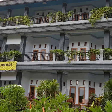 Kasuwari Hotel