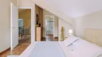 Lithostroto Suites