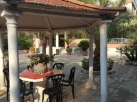Villa Erry Hotels in Trani
