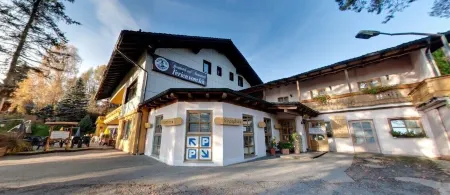 Ferien Vom Ich, Bayerischer Wald, Hotel & Restaurant
