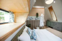 Finger Lakes Treehouse Hotels in Sodus Point