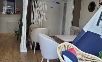 Brit Hotel des Halles