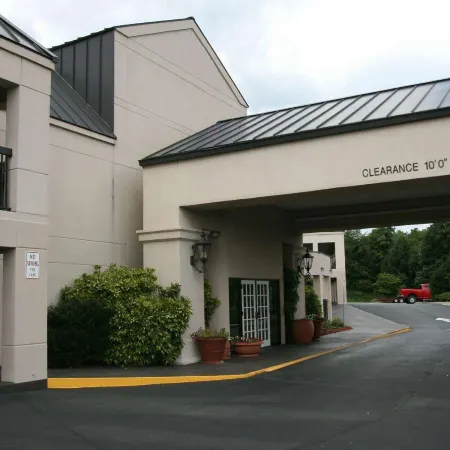 Travelodge by Wyndham Roanoke