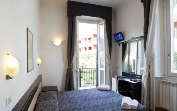 Hotel Brenta Milano Отели рядом со станцией Milano Rogoredo