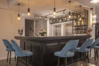 Vivid Blue Serenity Resort - bar