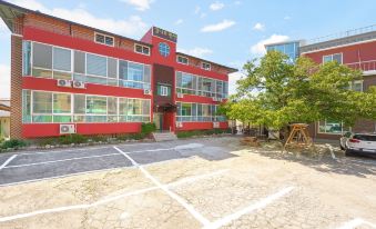 Goseong Gamnamu Pension