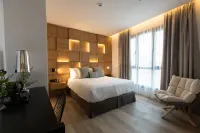 Old Port Hotel