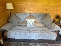 Glamping Cabin - Great for Hikers - Breakfast Inc! - parking