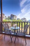 Hotel Doupiani House - Bergblick