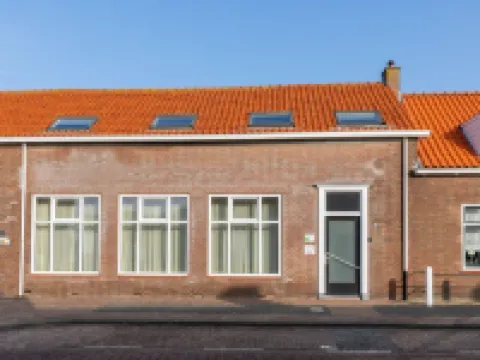 Bright Apartment Near Beach Hotels in Westkapelle