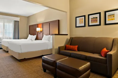 Comfort Suites- Saginaw