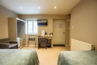 The Midland Hotel Hotels in Castleford